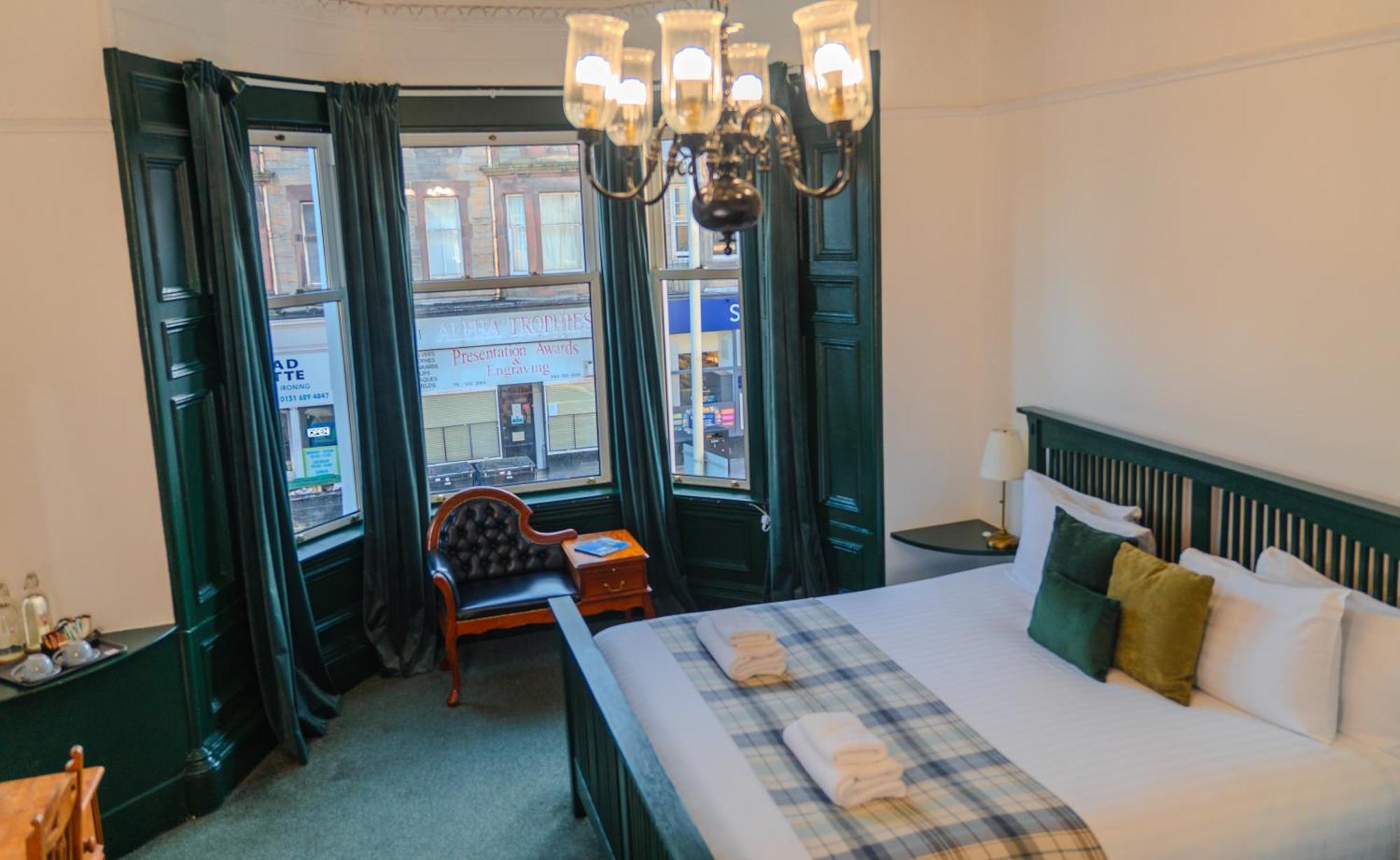 Hotel 4 Friends House EDI Zimmer foto